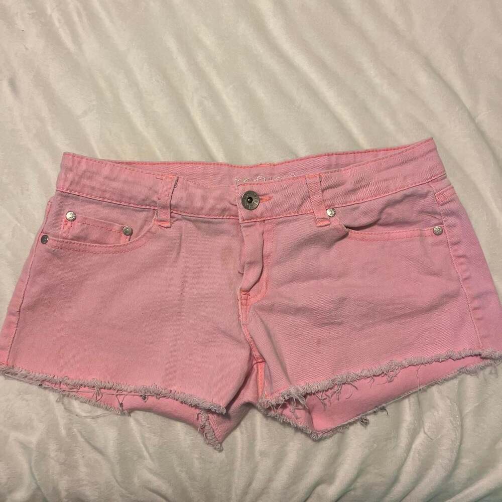 Refuge Hot Pink Low Rise Frayed Denim Shorts